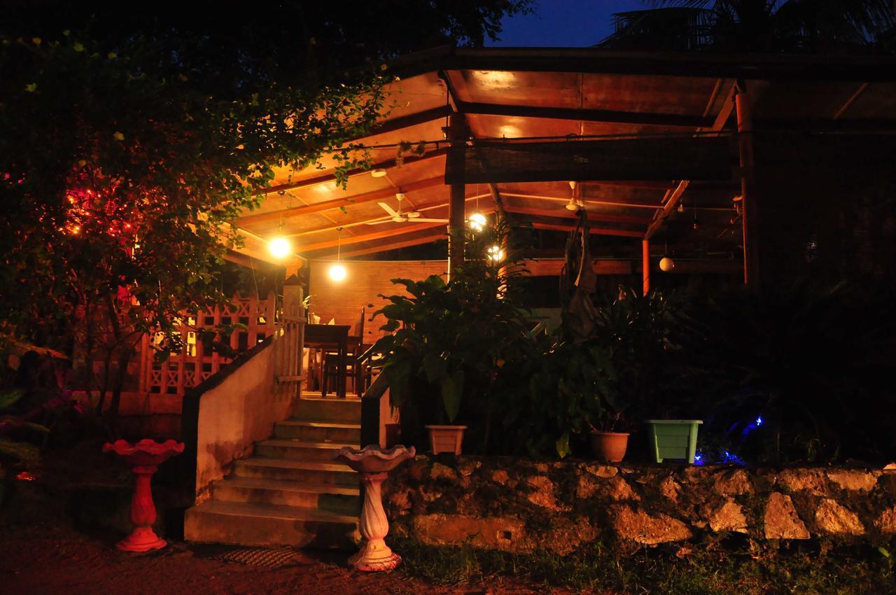 Mama'S Place Mirissa Luaran gambar