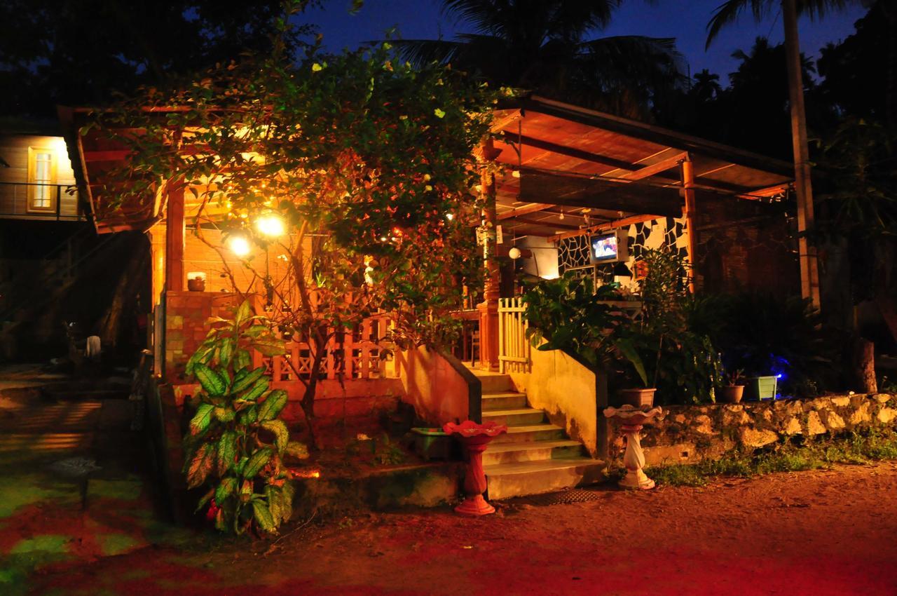Mama'S Place Mirissa Luaran gambar