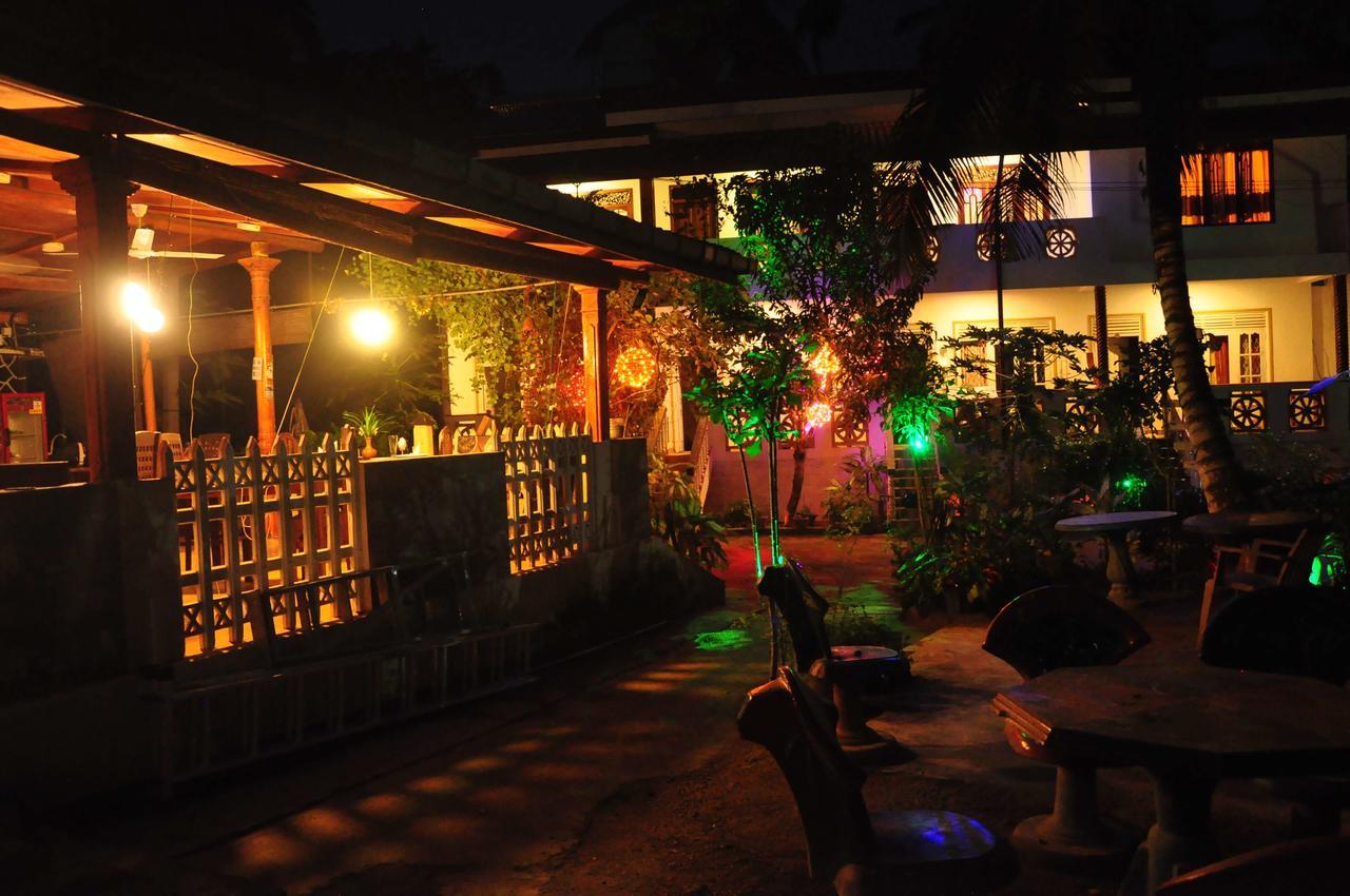 Mama'S Place Mirissa Luaran gambar